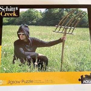 Aquarius Schitt's Creek 500 Piece Jigsaw Puzzle, 14" x 19".